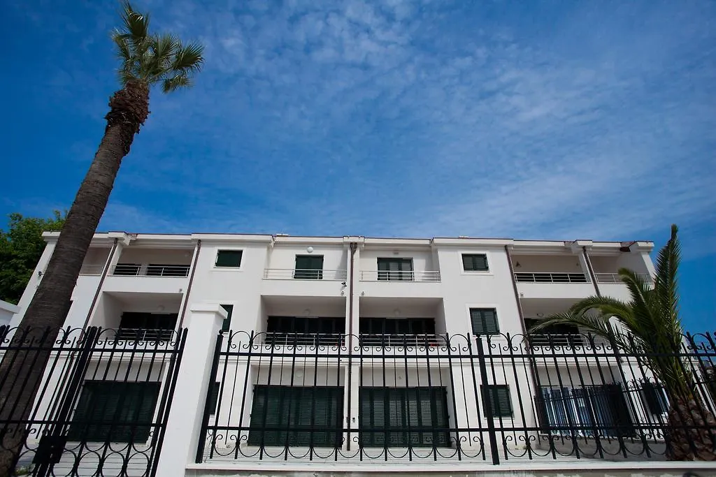 Apartments Svjetlana Trogir