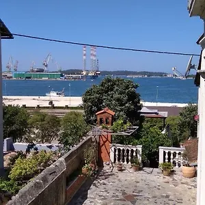 https://apartman-maja-pula.in-istria.net