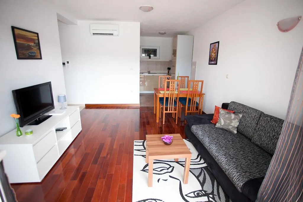 Apartments Svjetlana Trogir