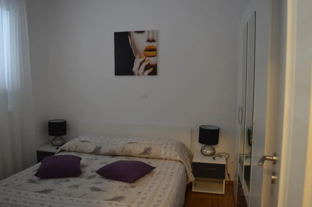 Apartments Svjetlana Trogir
